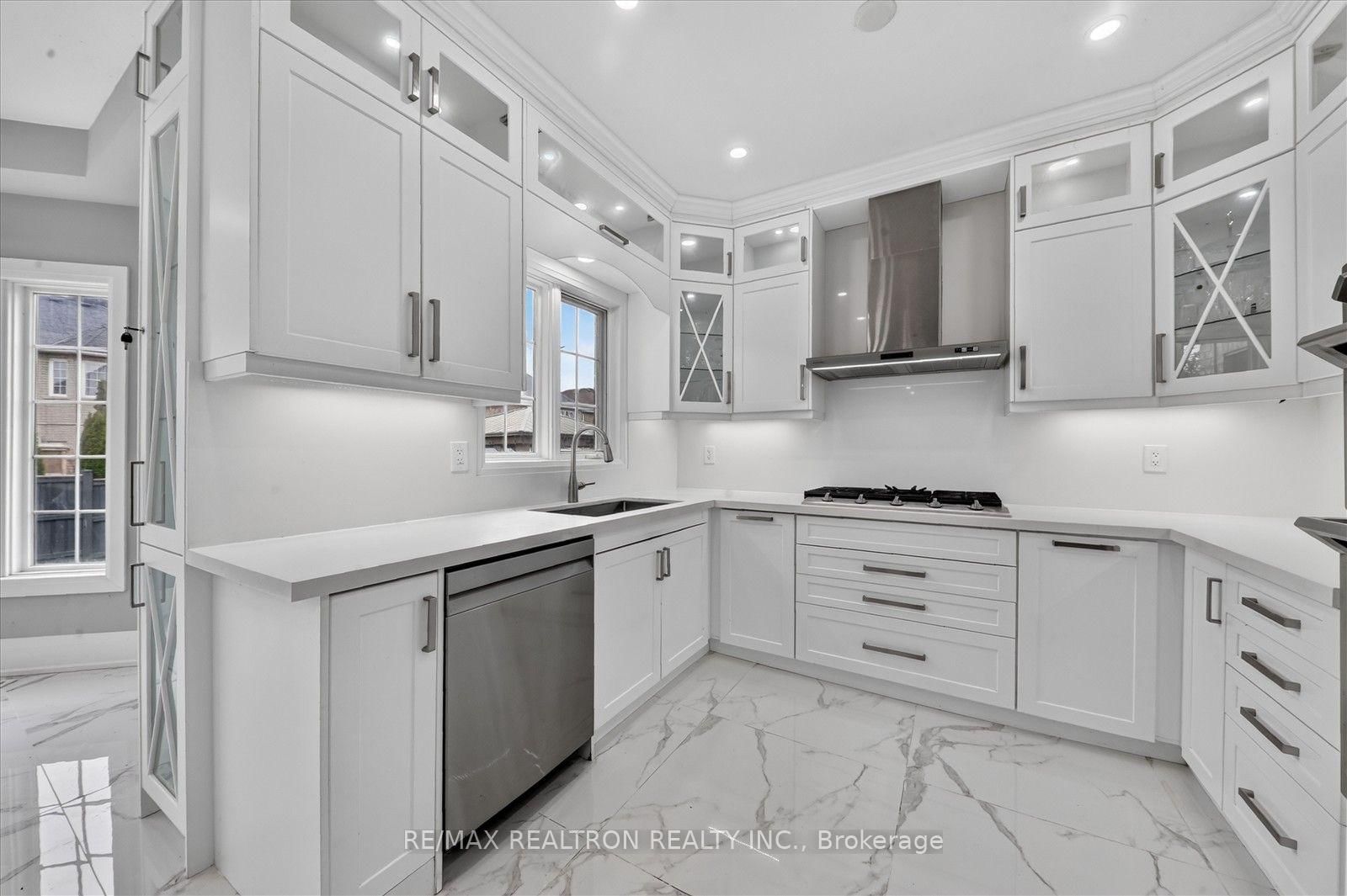 6 Stammers Drive • Ajax, ON photo 13
