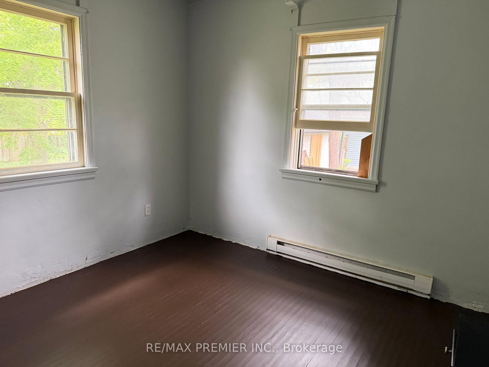 277 Gibbons Street • Oshawa, ON photo 8