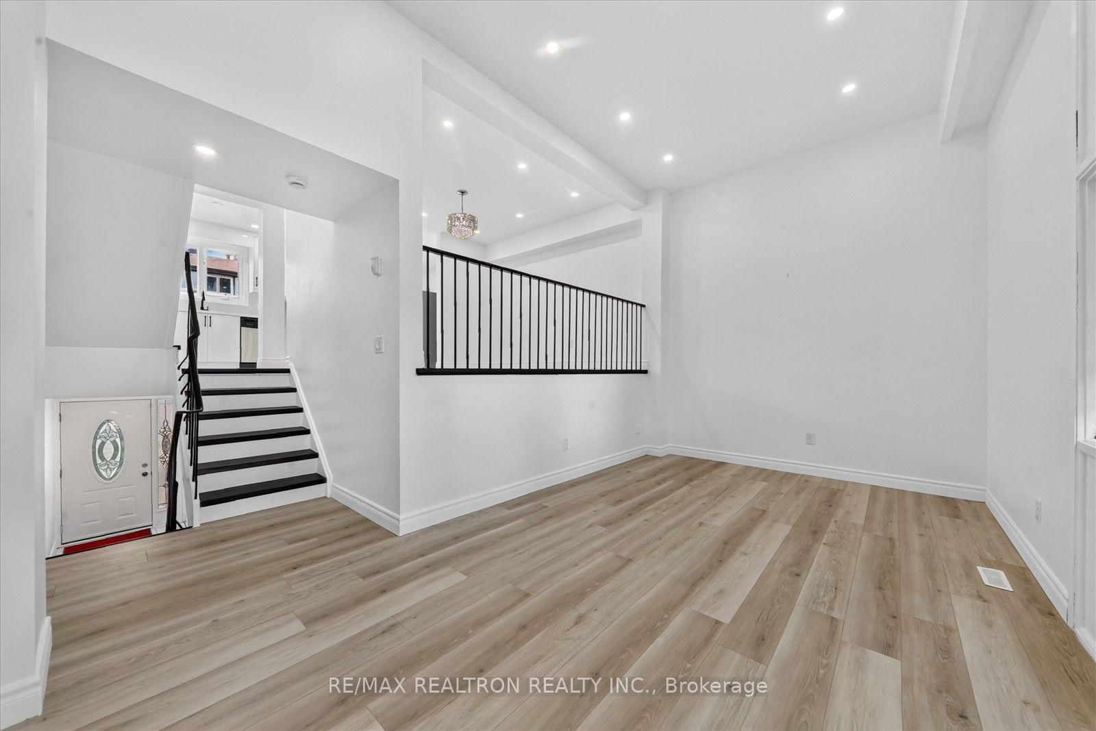 331 Trudelle Street • #49 • Toronto, ON photo 10