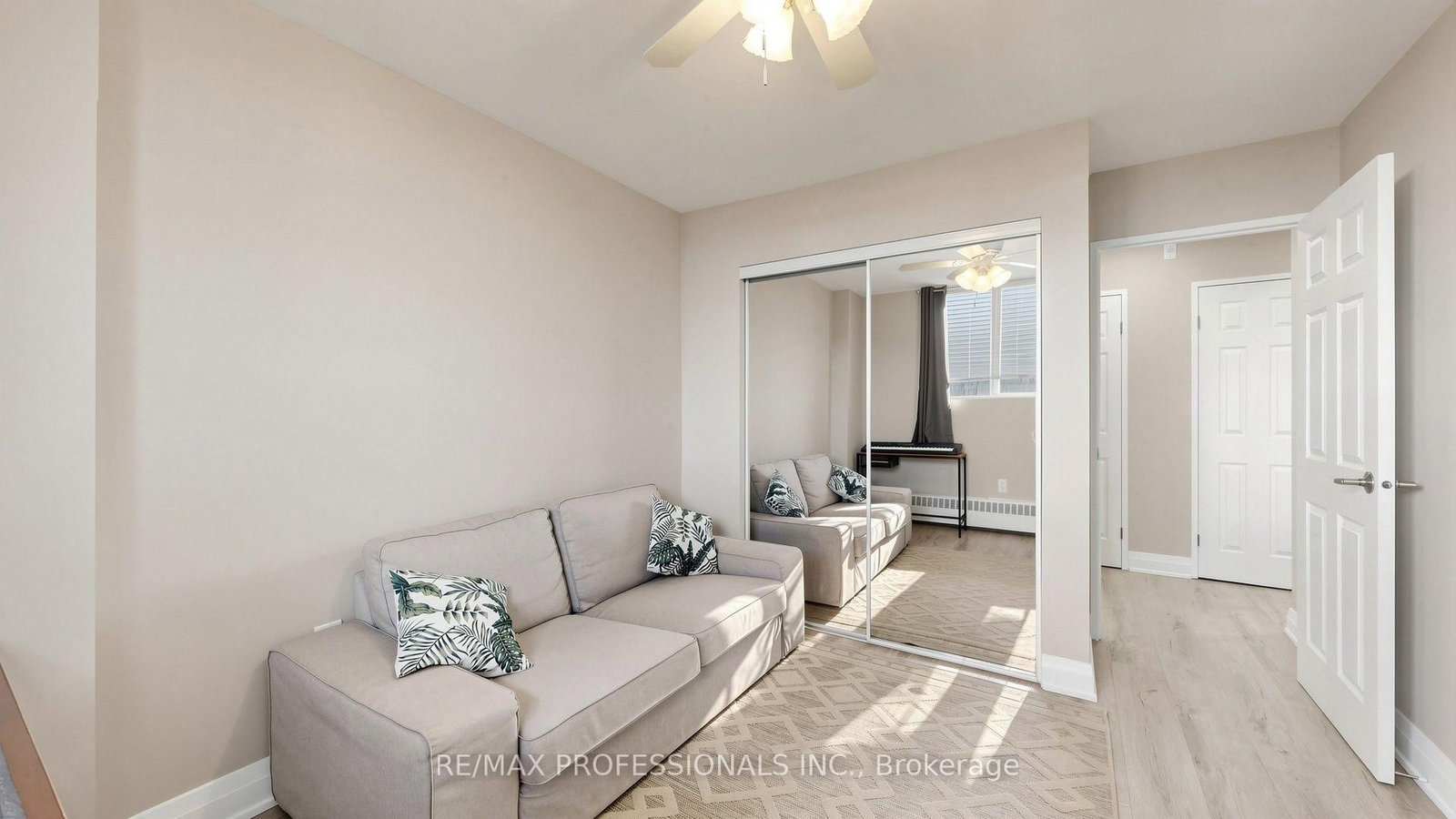 100 Dundalk Drive • #809 • Toronto, ON photo 13