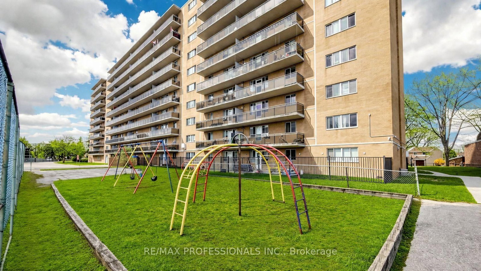 100 Dundalk Drive • #809 • Toronto, ON photo 21