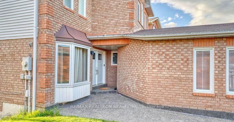 Main Floor - 90 Oke Road, Clarington 4