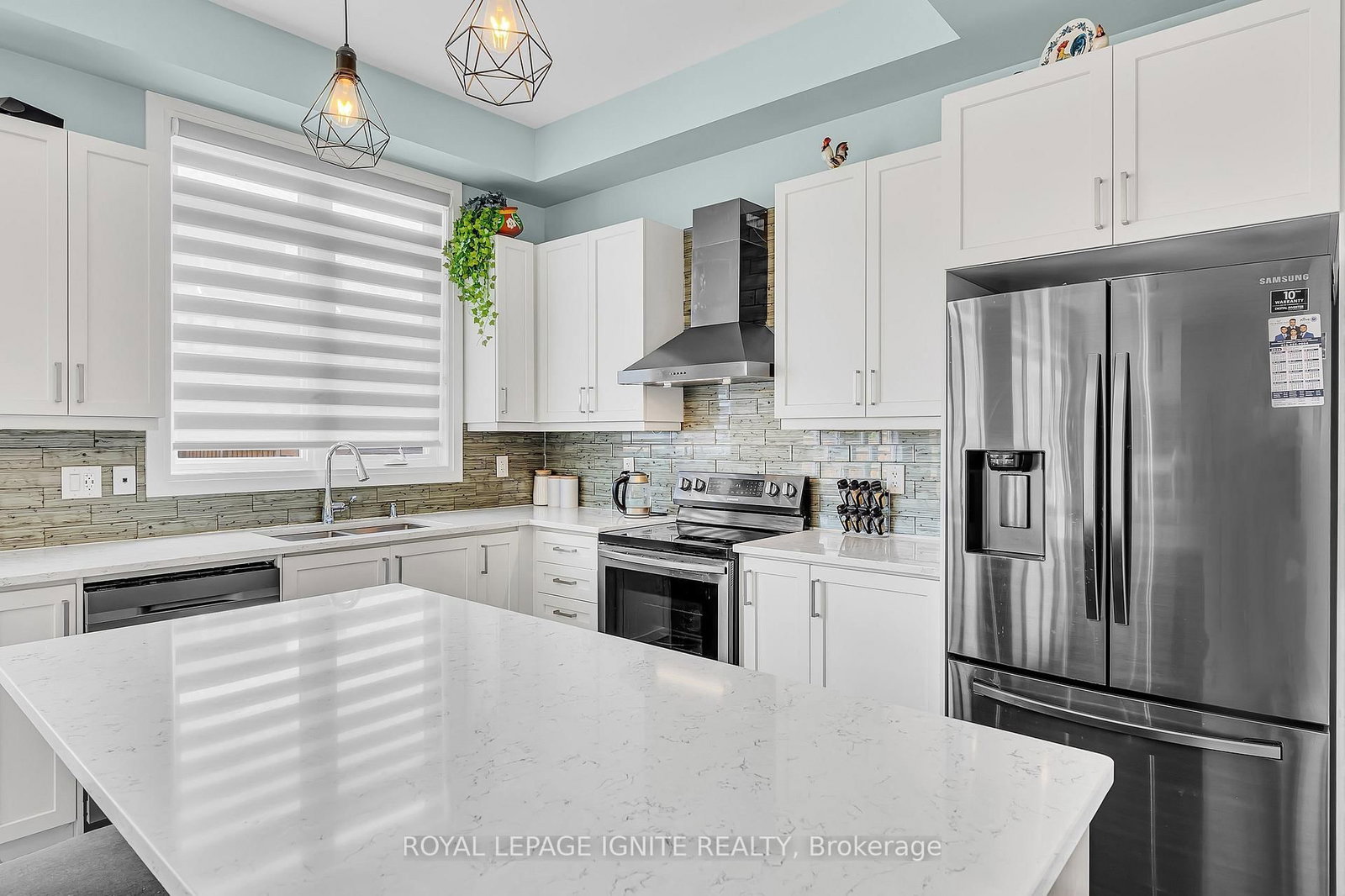 11 Larkin Lane • Clarington, ON photo 12