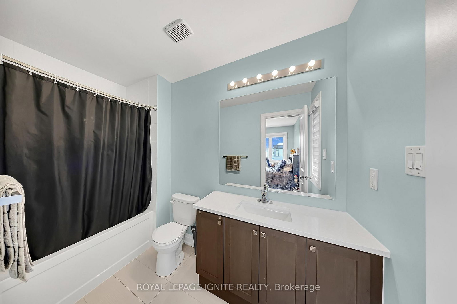 11 Larkin Lane • Clarington, ON photo 38