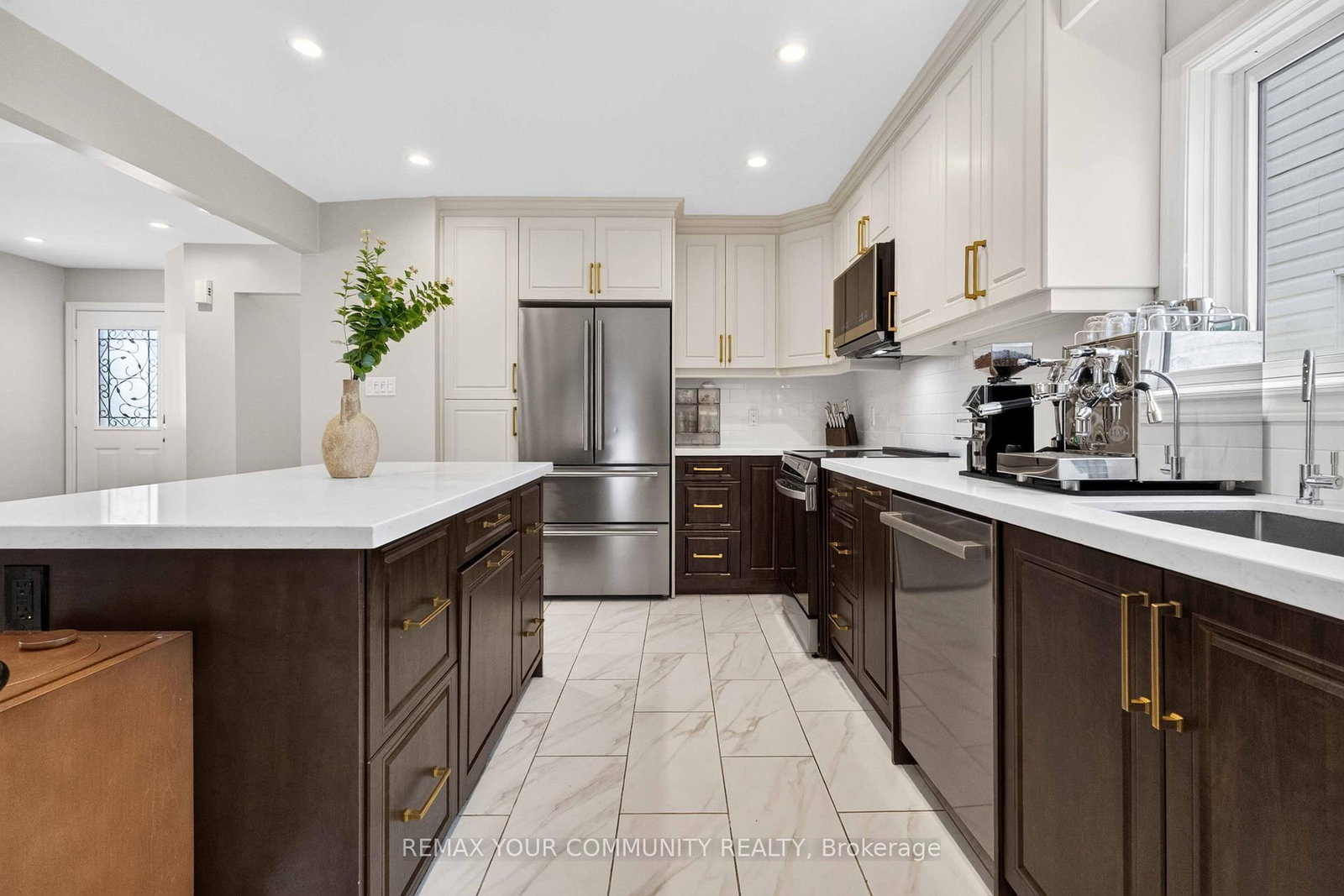 1038 Grandlea Court • Oshawa, ON photo 19