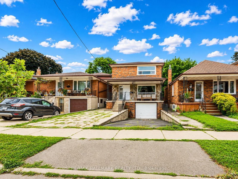 Main & Second Floor - 41 Woodville Avenue