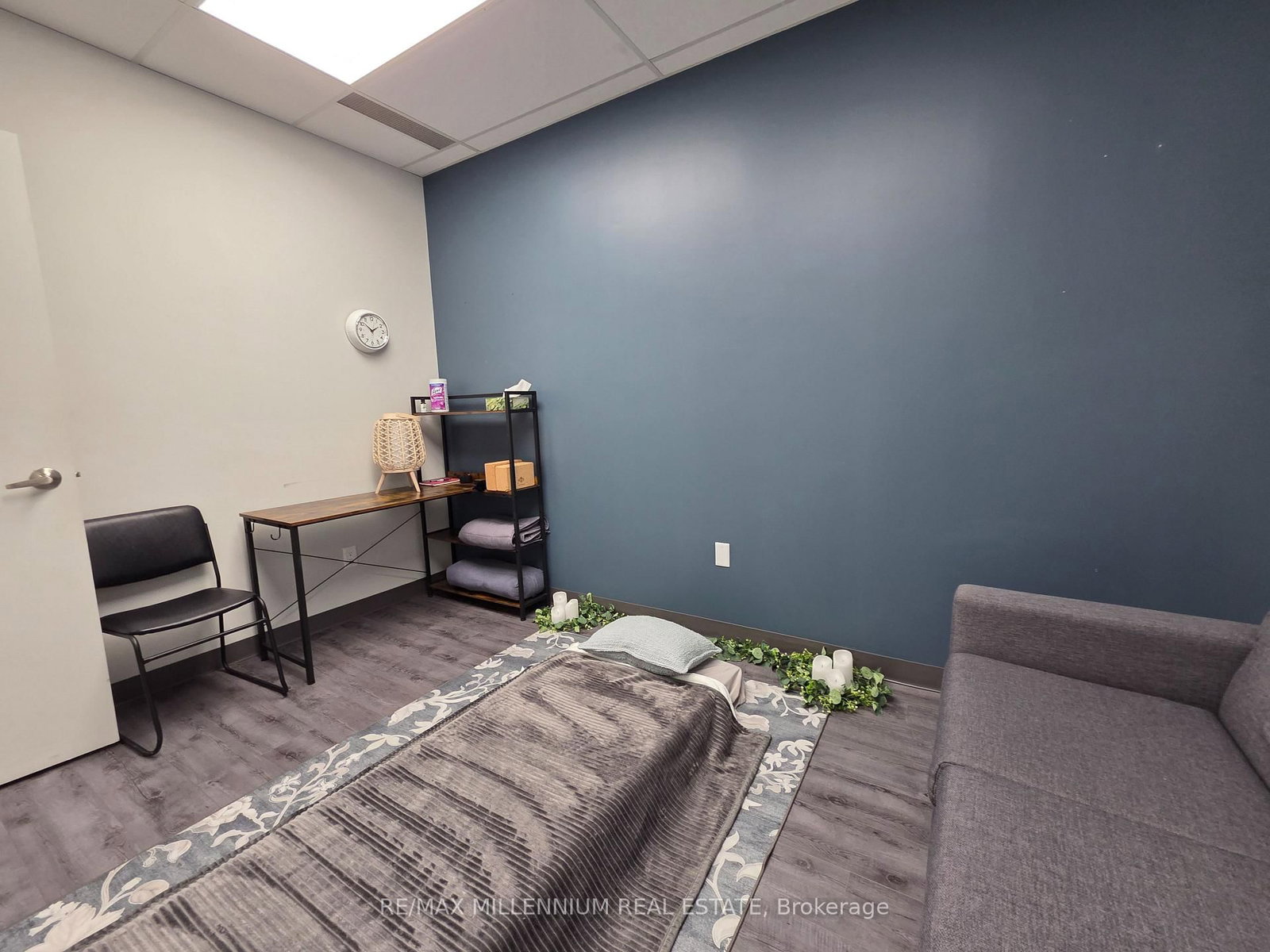 209 Dundas Street E, Unit 7 - Photo 36