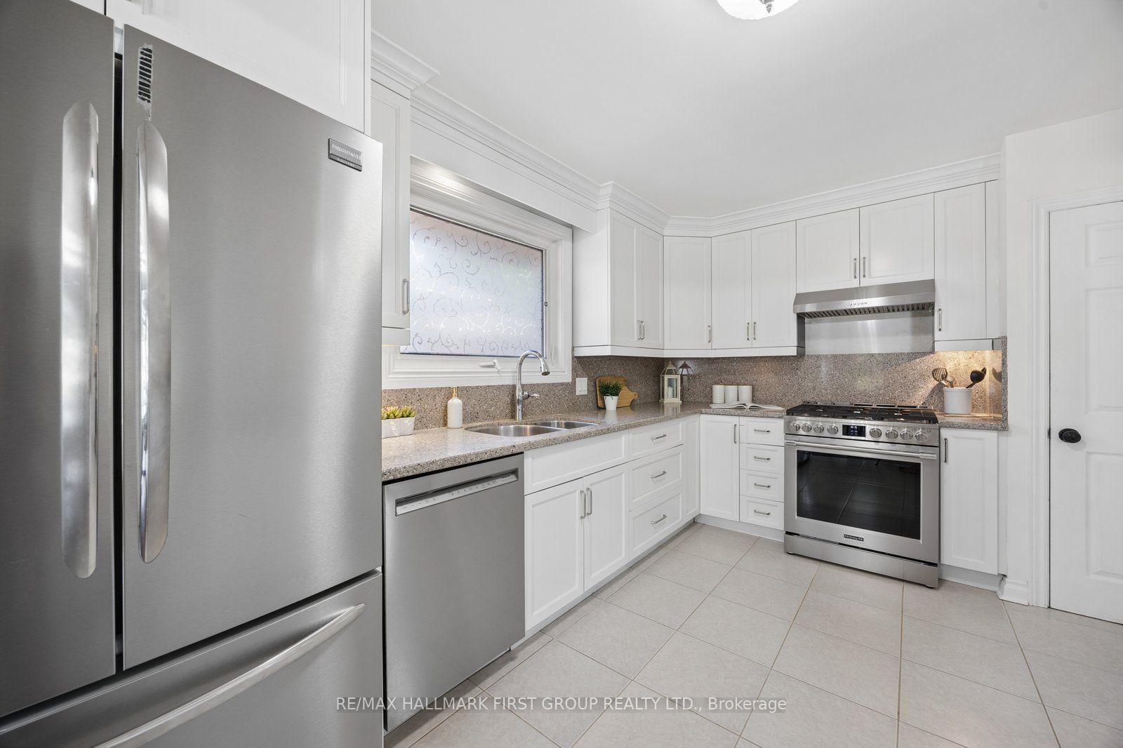 263 Fairlawn Court • Oshawa, ON photo 10