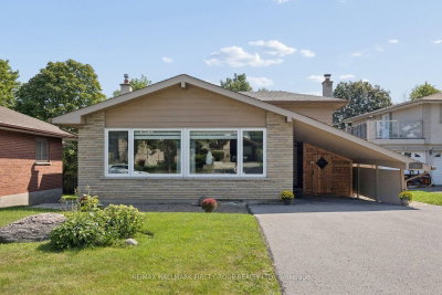 263 Fairlawn Court • Oshawa, ON photo 2