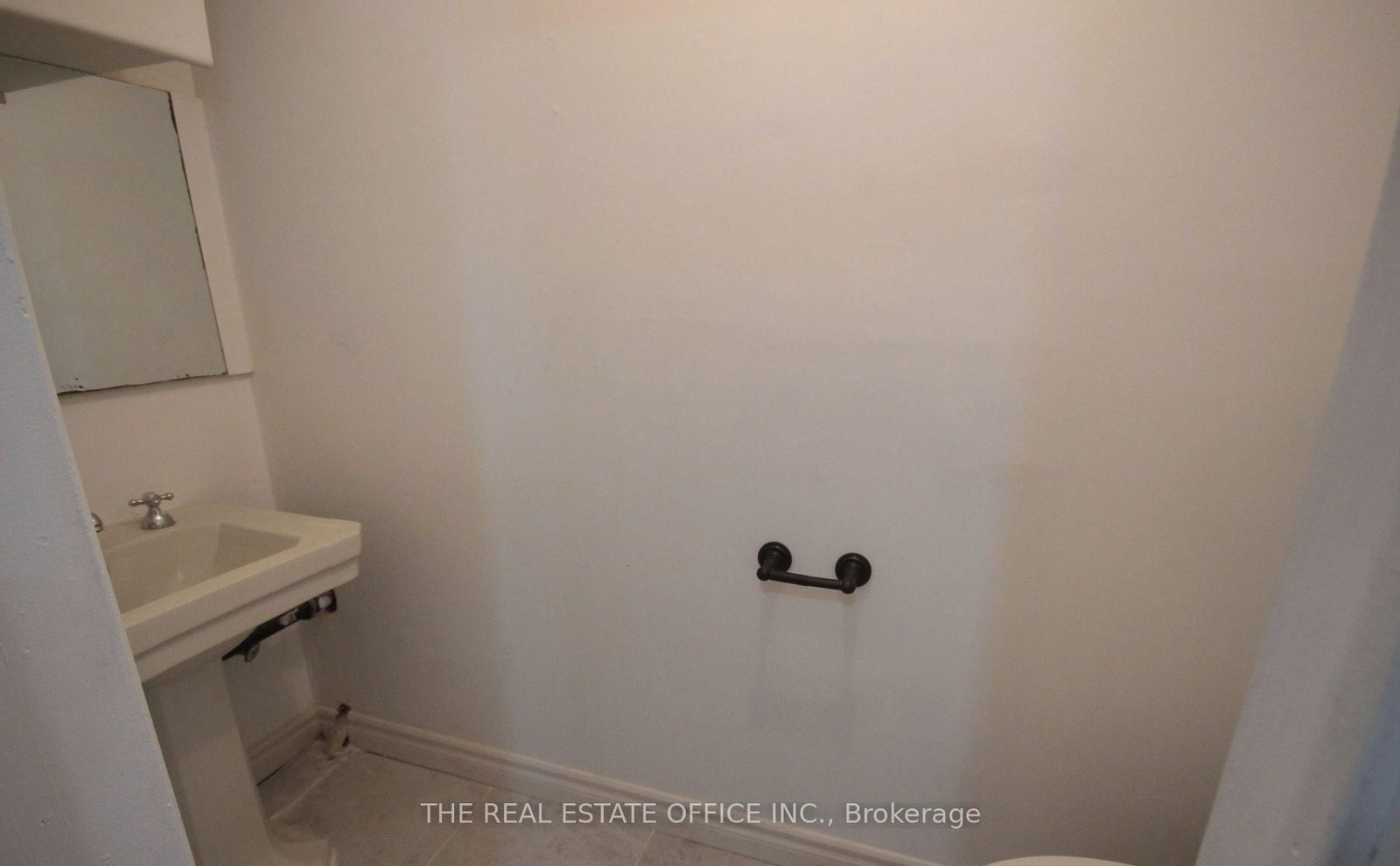 Unit 1 - 2444 Kingston Road, Toronto 5