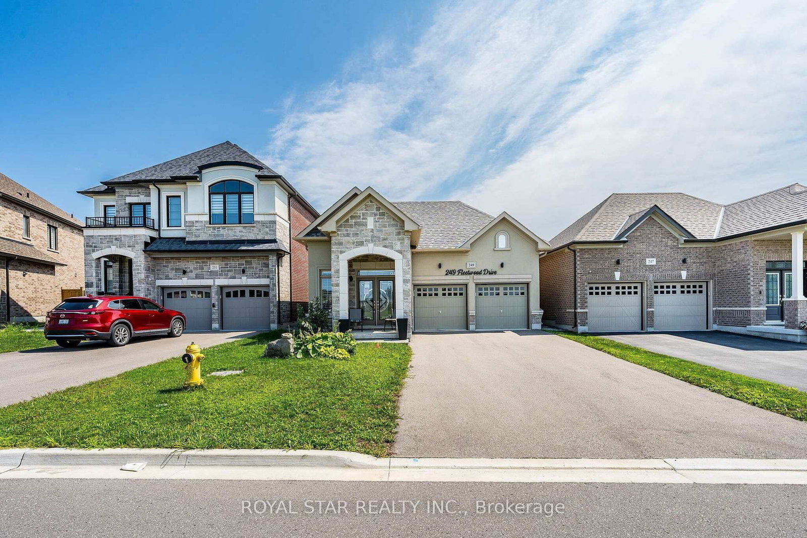 249 Fleetwood Drive • Oshawa, ON photo 2