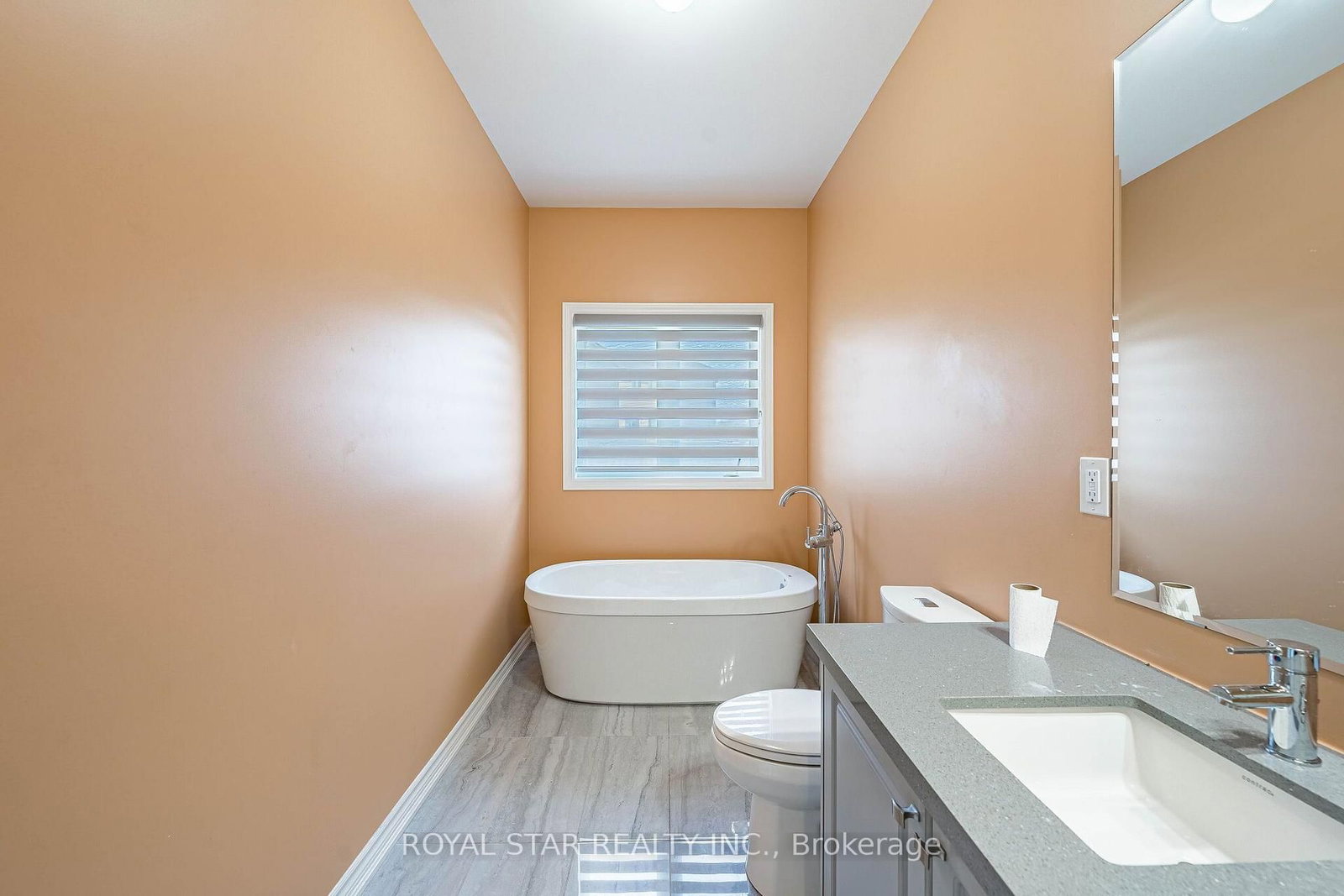 249 Fleetwood Drive • Oshawa, ON photo 32
