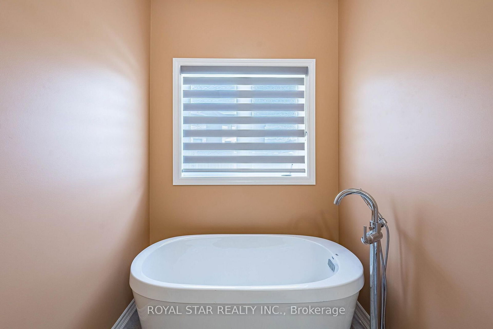 249 Fleetwood Drive • Oshawa, ON photo 34