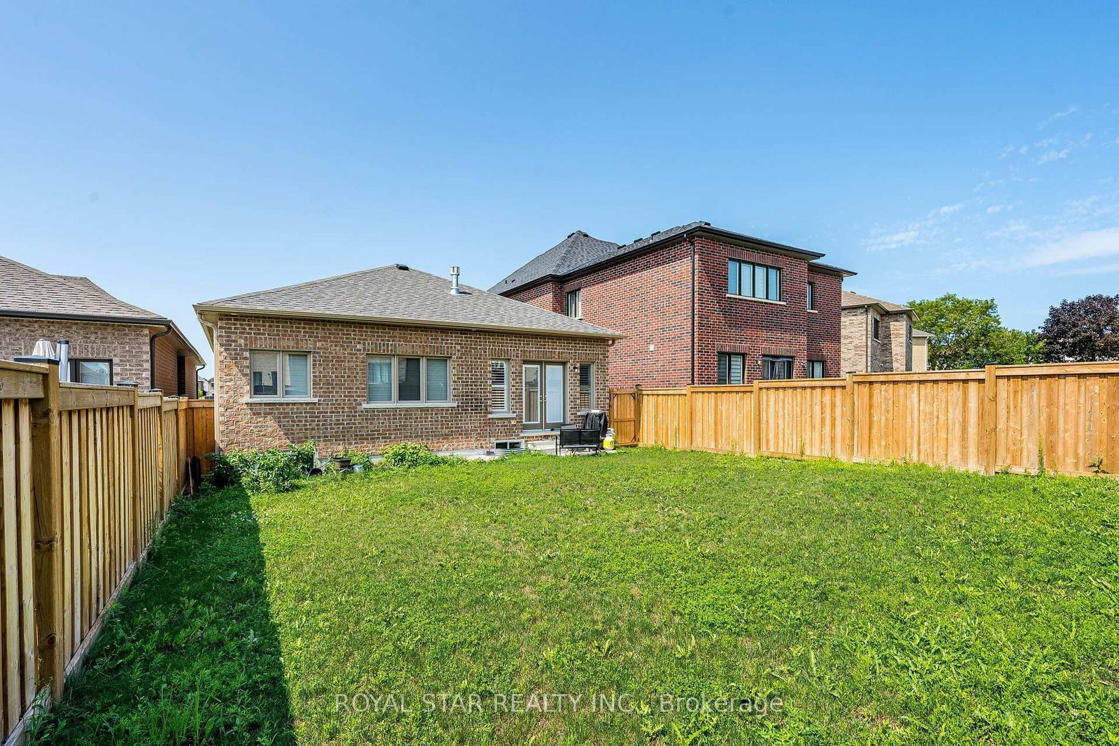 249 Fleetwood Drive • Oshawa, ON photo 46