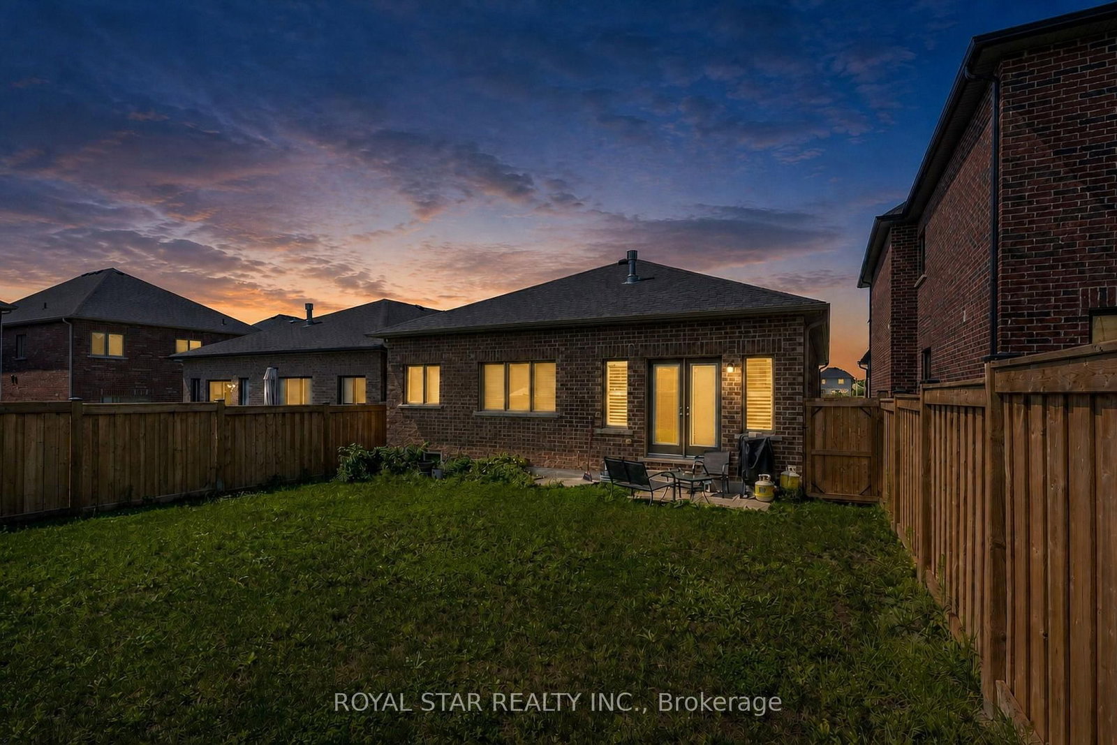 249 Fleetwood Drive • Oshawa, ON photo 50