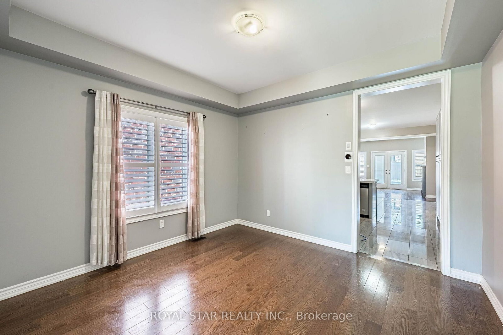 249 Fleetwood Drive • Oshawa, ON photo 9
