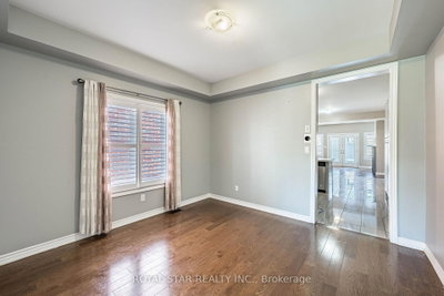 249 Fleetwood Drive • Oshawa, ON photo 9