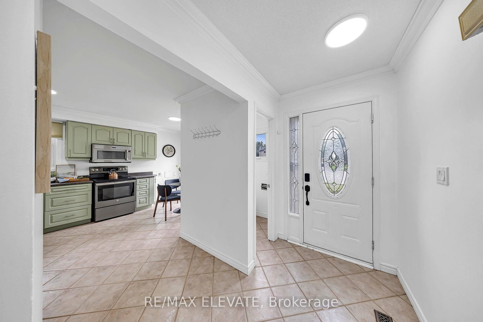163 Brunswick Court • Oshawa, ON photo 12