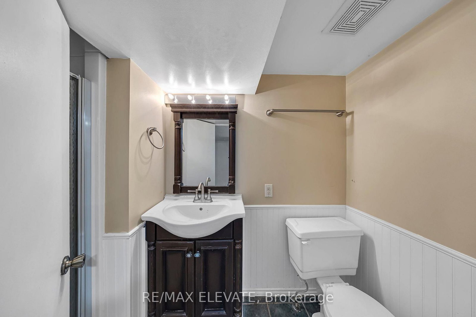 163 Brunswick Court • Oshawa, ON photo 32