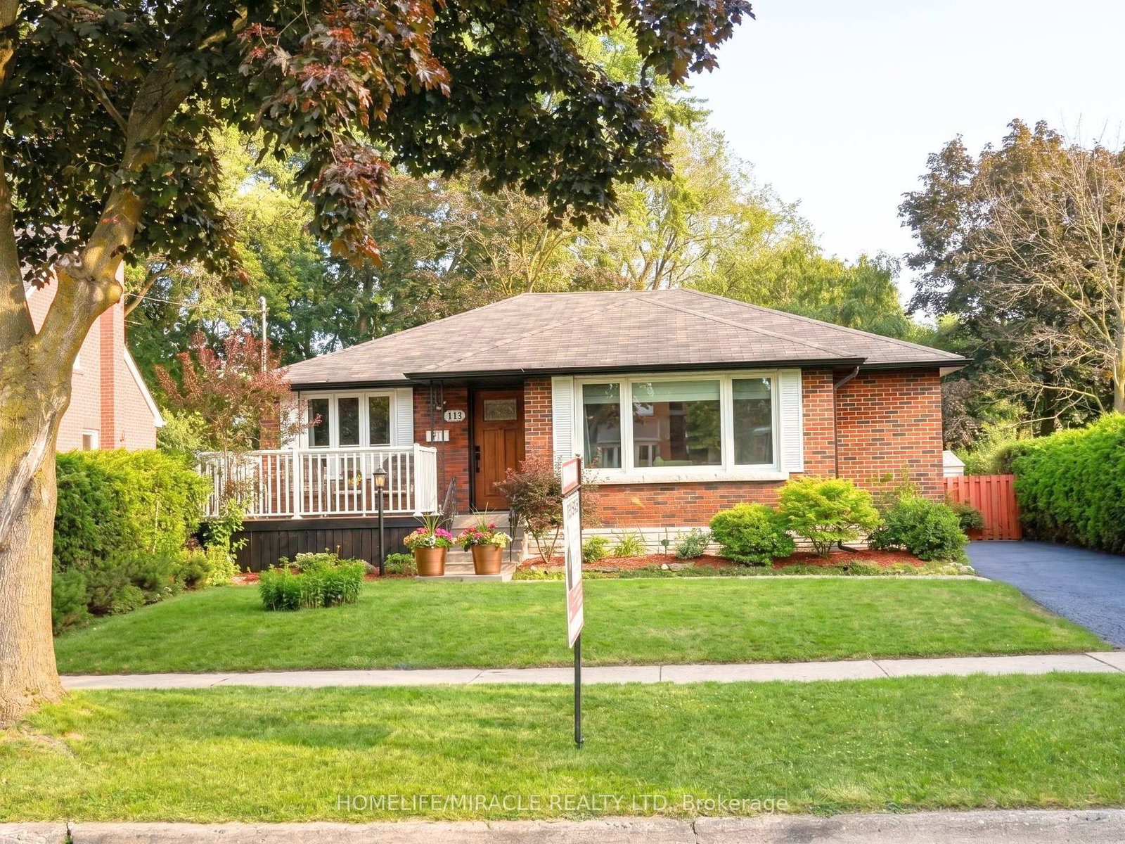 113 Pontiac Avenue • Oshawa, ON photo 1