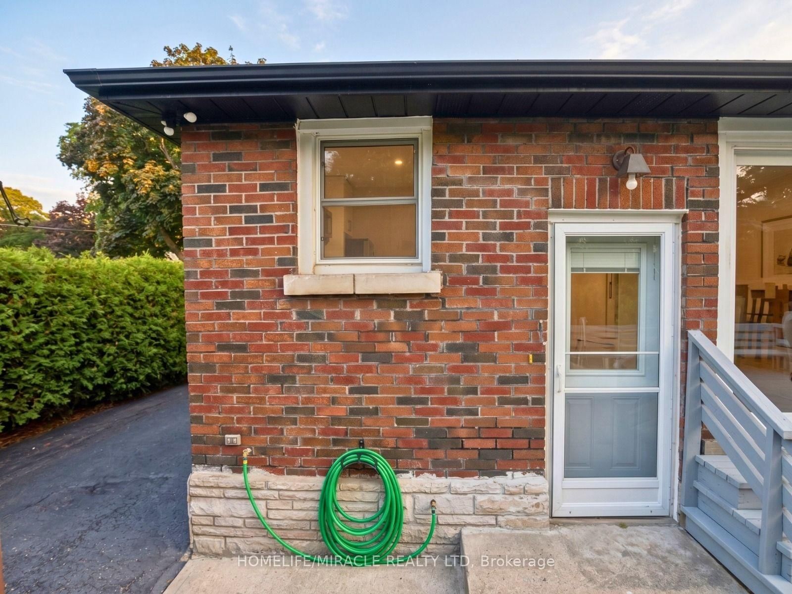 113 Pontiac Avenue • Oshawa, ON photo 18