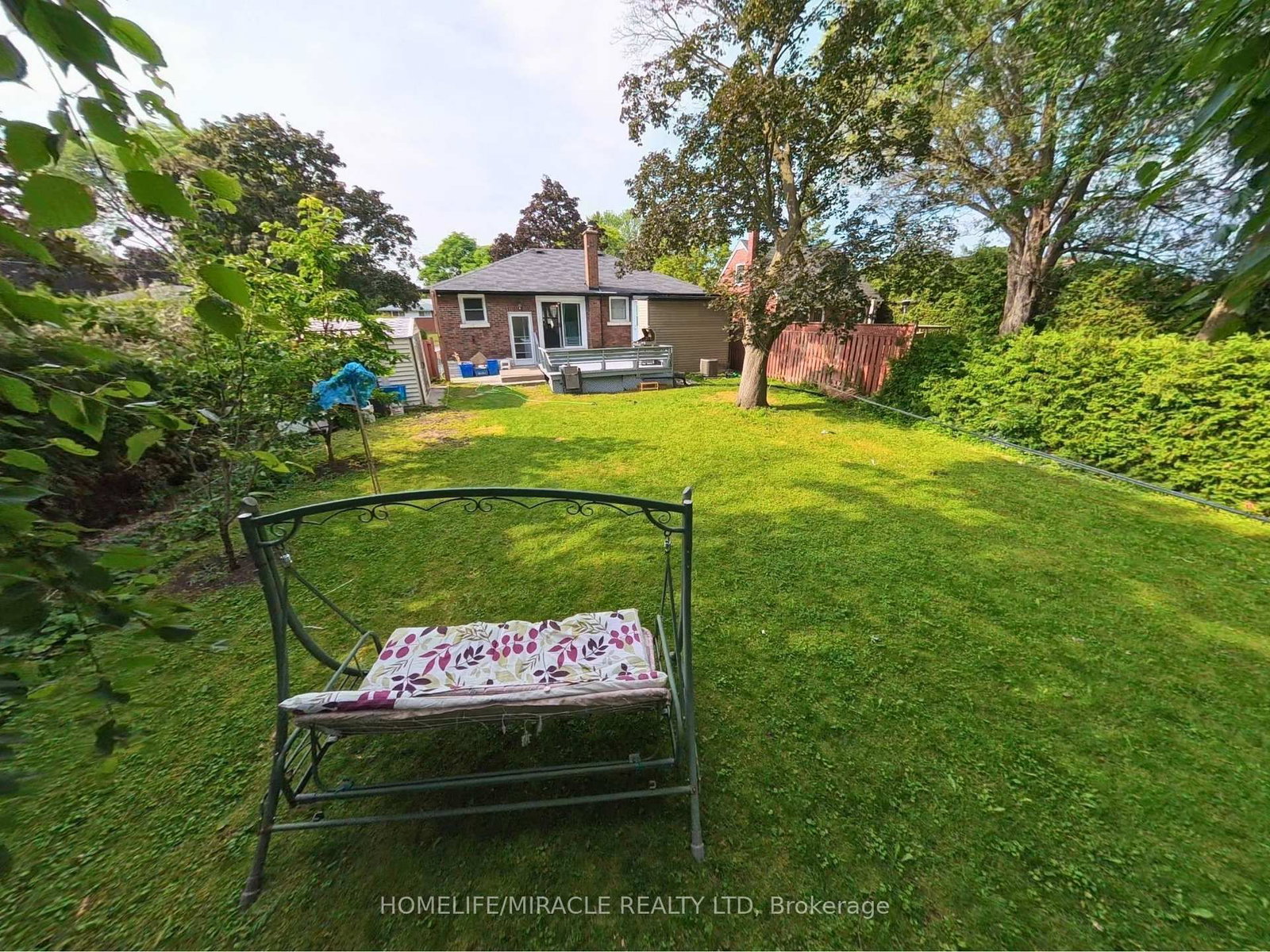 113 Pontiac Avenue • Oshawa, ON photo 30