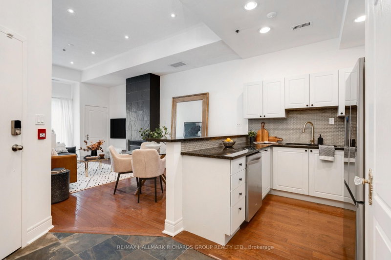 101 - 325 Kingston Road