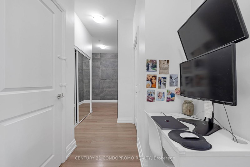 207 - 3121 Sheppard Avenue E