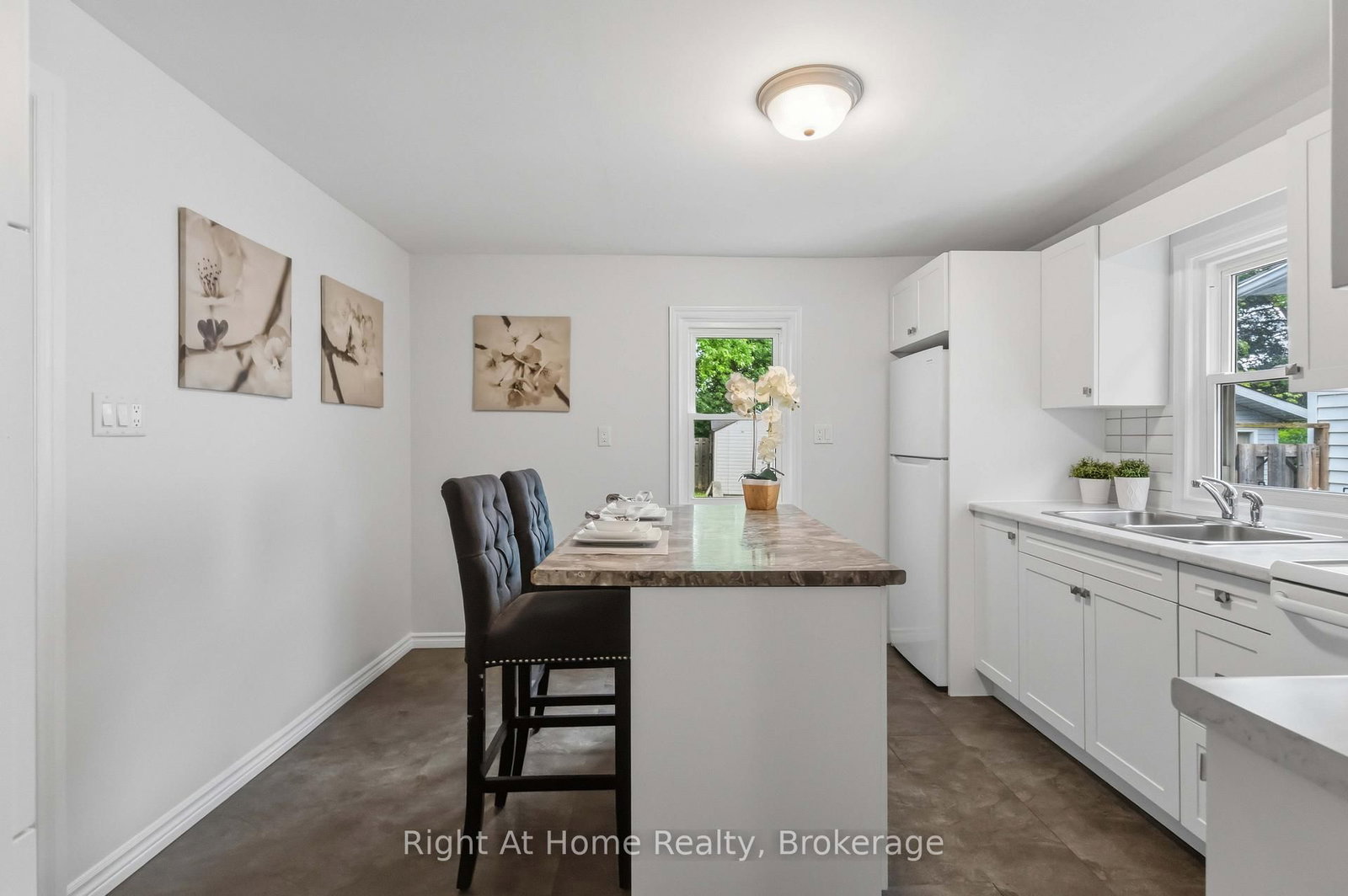 127 Montrave Avenue • Oshawa, ON photo 10