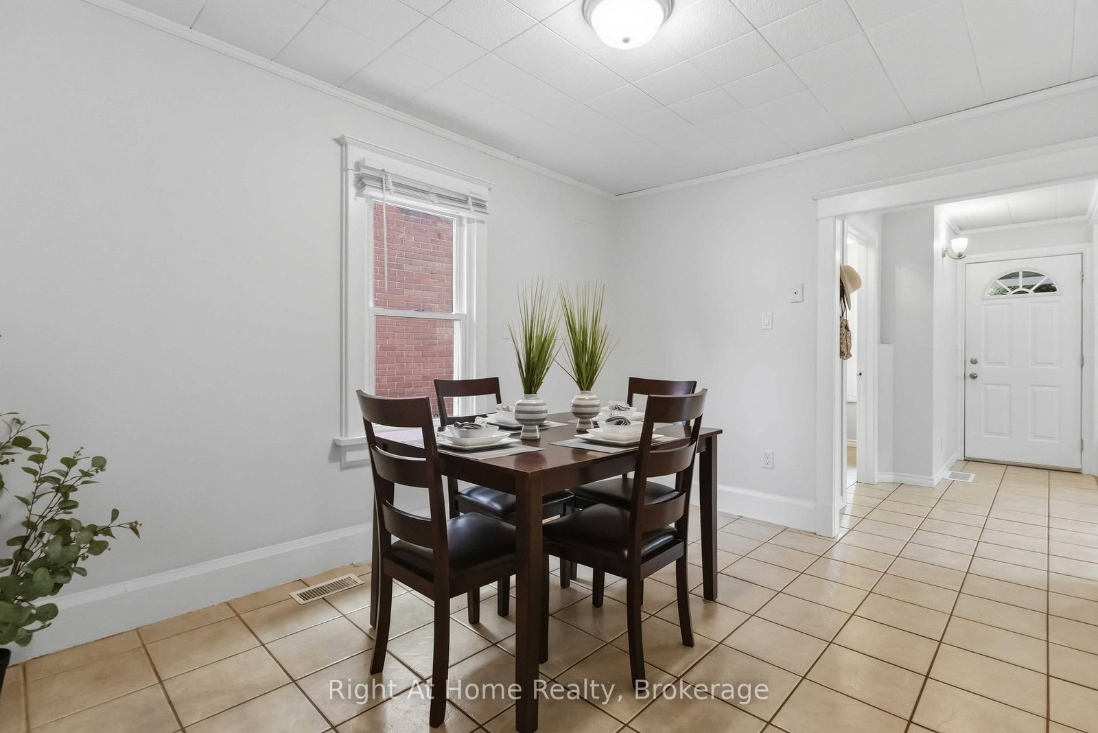 127 Montrave Avenue • Oshawa, ON photo 18