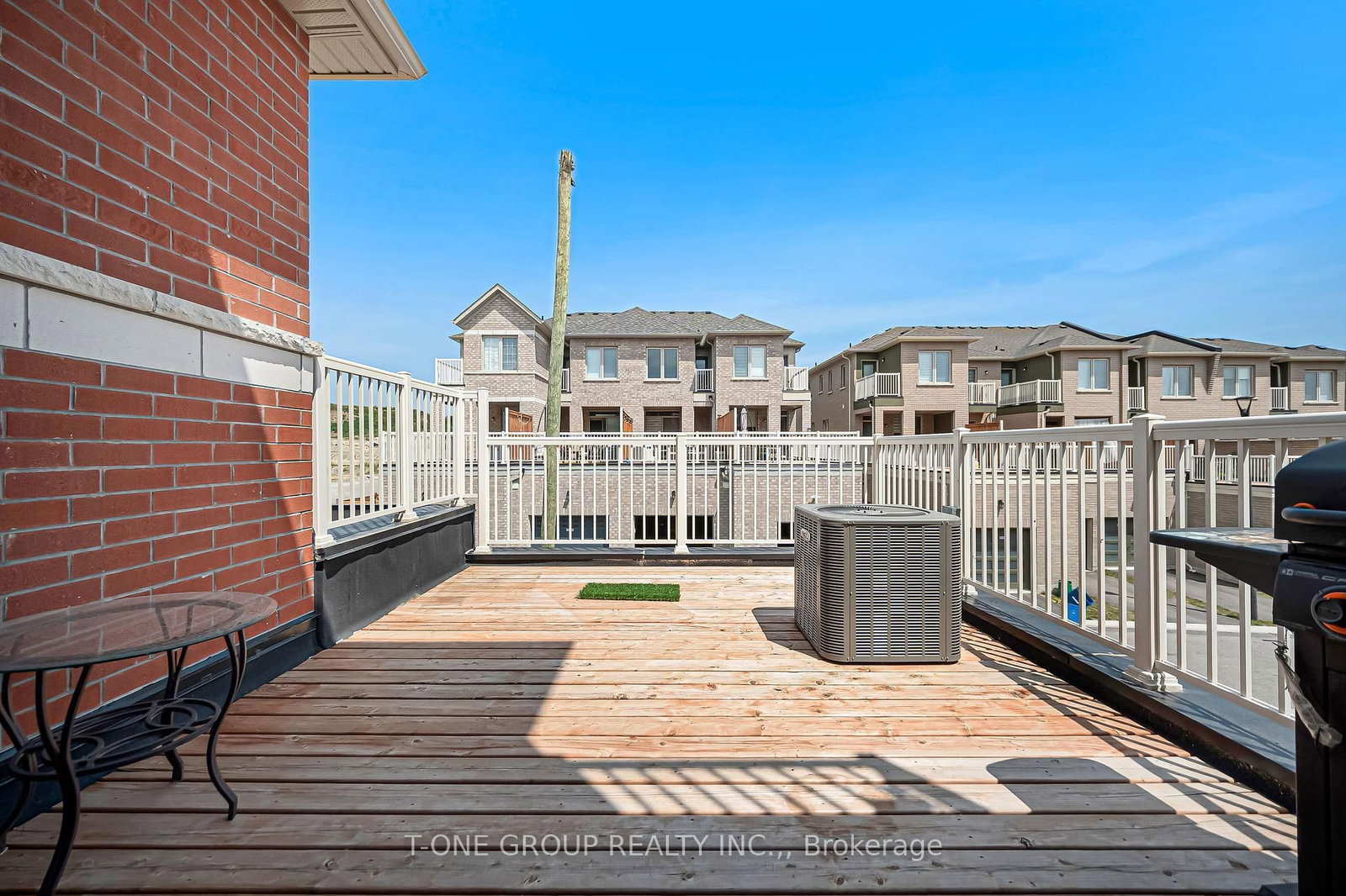 2871 Whites Road • Pickering, ON photo 30