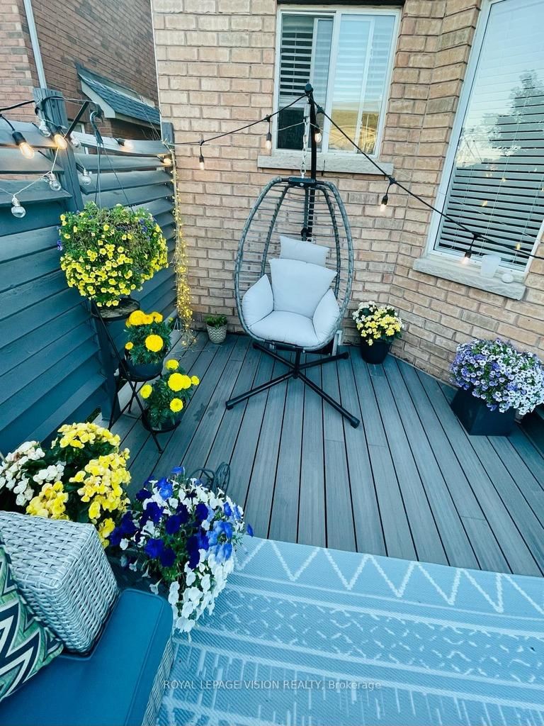 55 Medland Avenue E • Whitby, ON photo 20