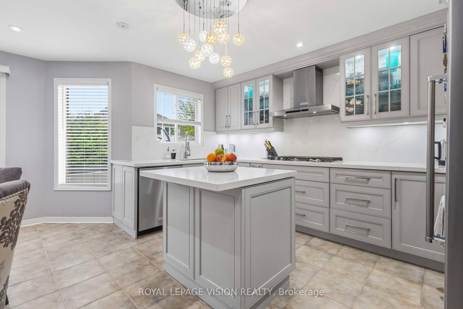 55 Medland Avenue E • Whitby, ON photo 41