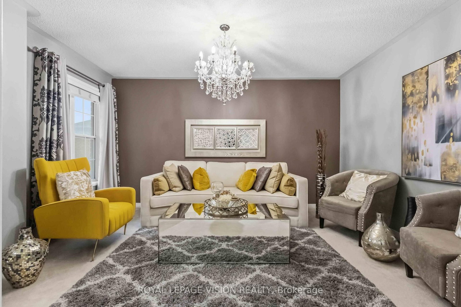 55 Medland Avenue E • Whitby, ON photo 9