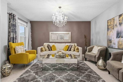 55 Medland Avenue E • Whitby, ON photo 9