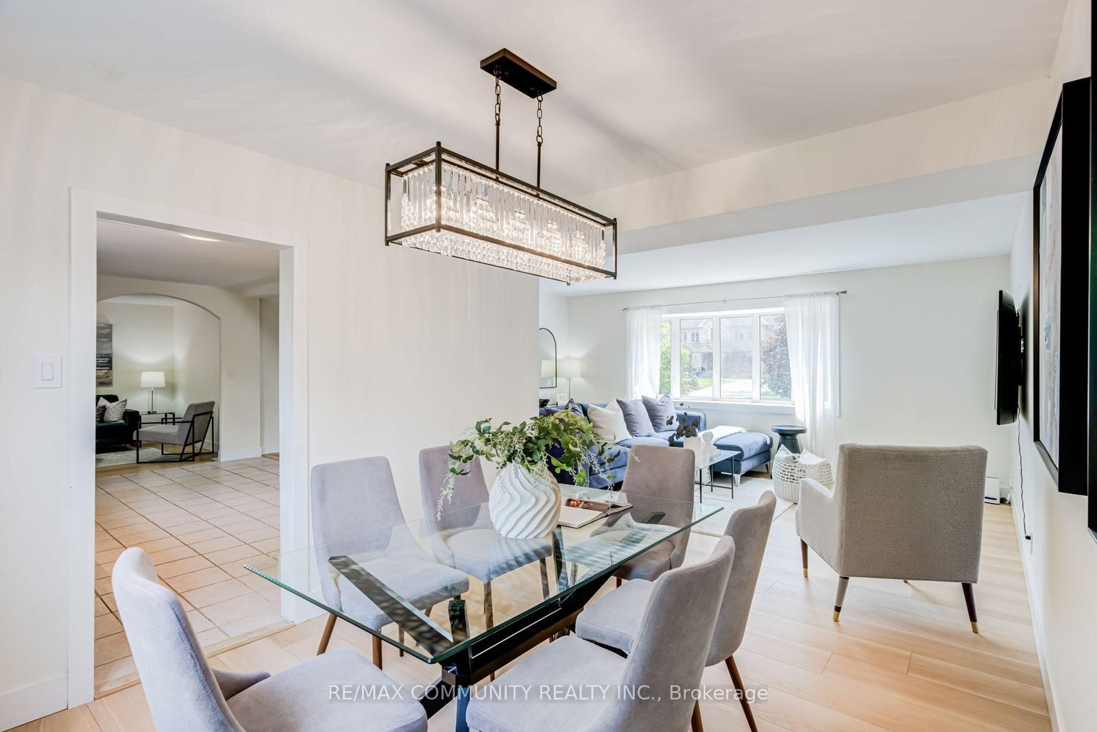 90 Euclid Avenue • Toronto, ON photo 12