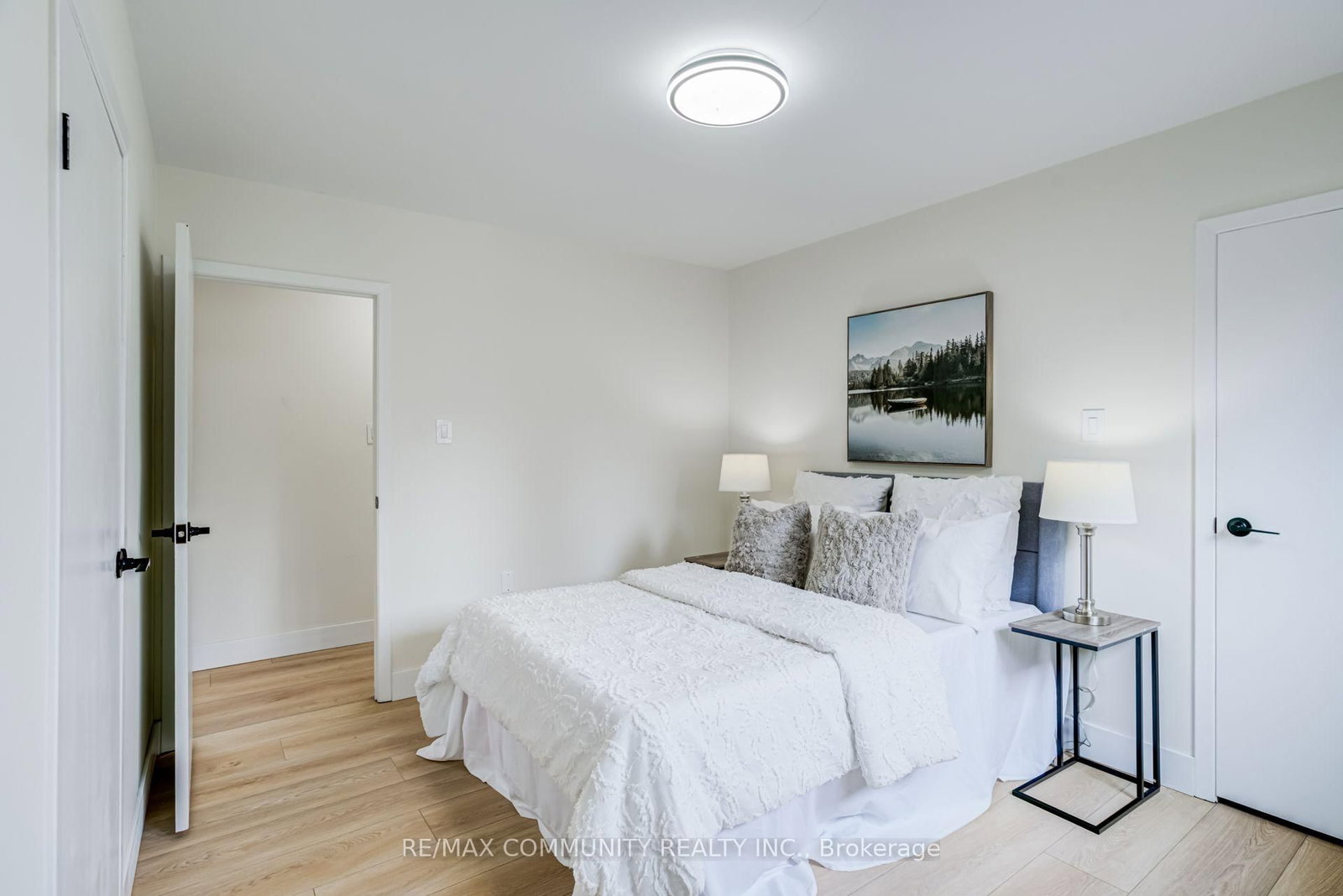 90 Euclid Avenue • Toronto, ON photo 27