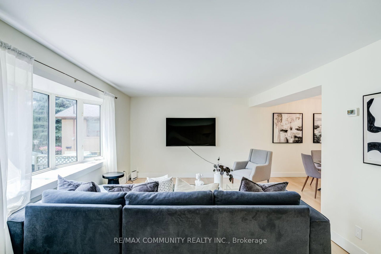90 Euclid Avenue • Toronto, ON photo 8