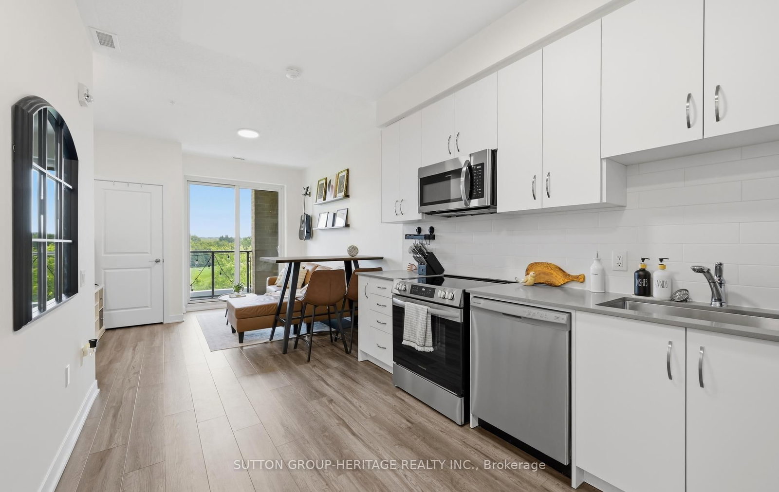 385 Arctic Red Drive • #402 • Oshawa, ON photo 12