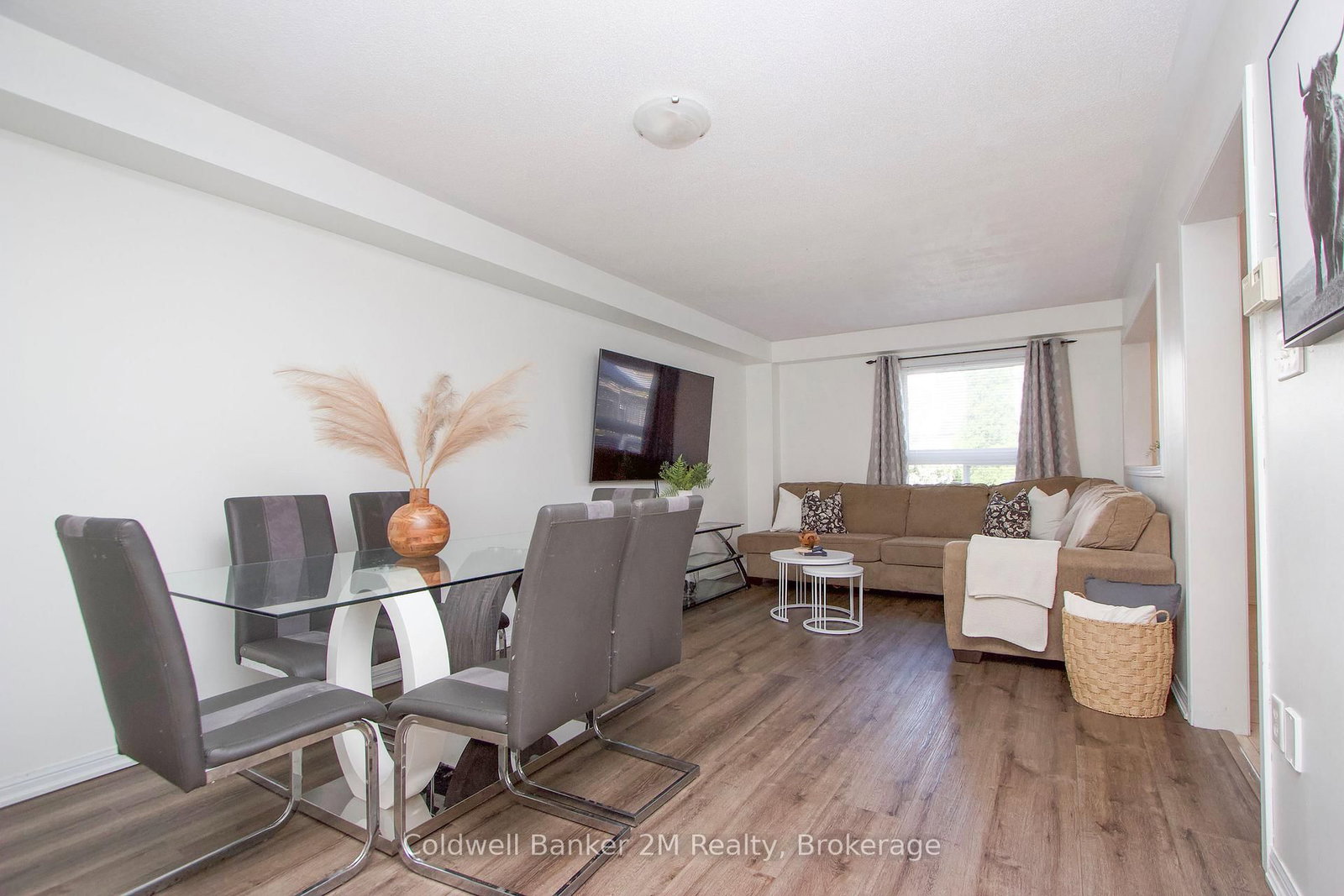 10 Eldad Drive • Clarington, ON photo 12