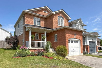 10 Eldad Drive • Clarington, ON photo 2