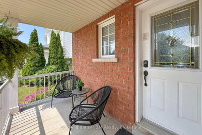 10 Eldad Drive • Clarington, ON photo 3