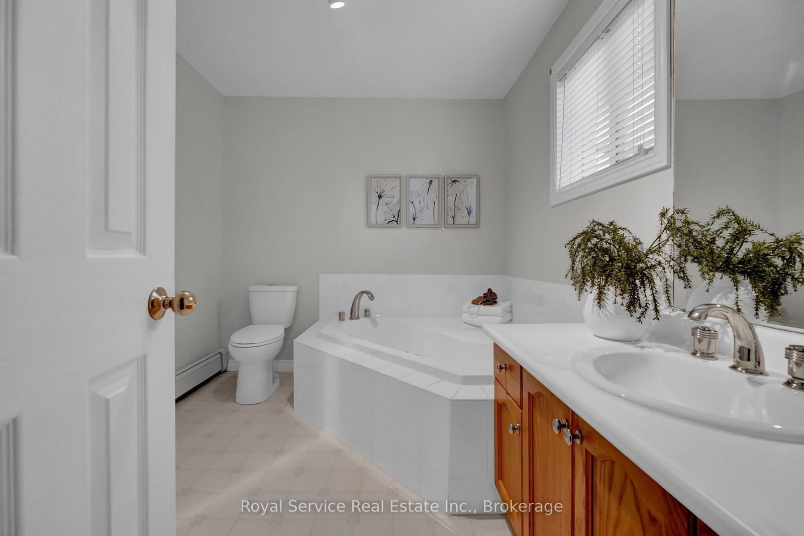 33 Mallory Street • Clarington, ON photo 20