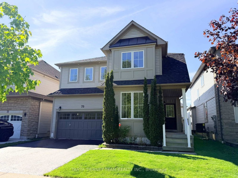 75 Robert Attersley Drive E