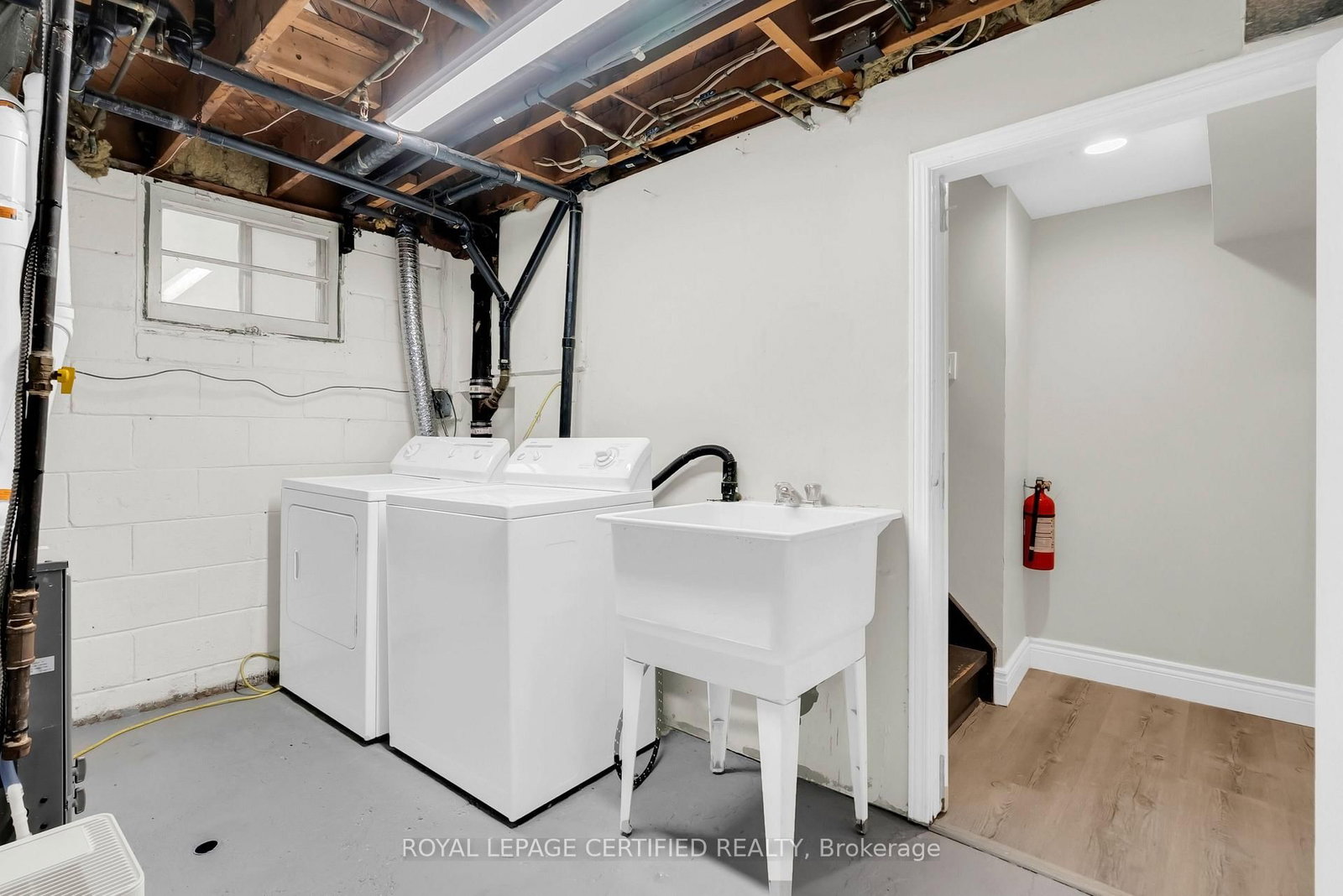 301 Geneva Avenue • Oshawa, ON photo 38