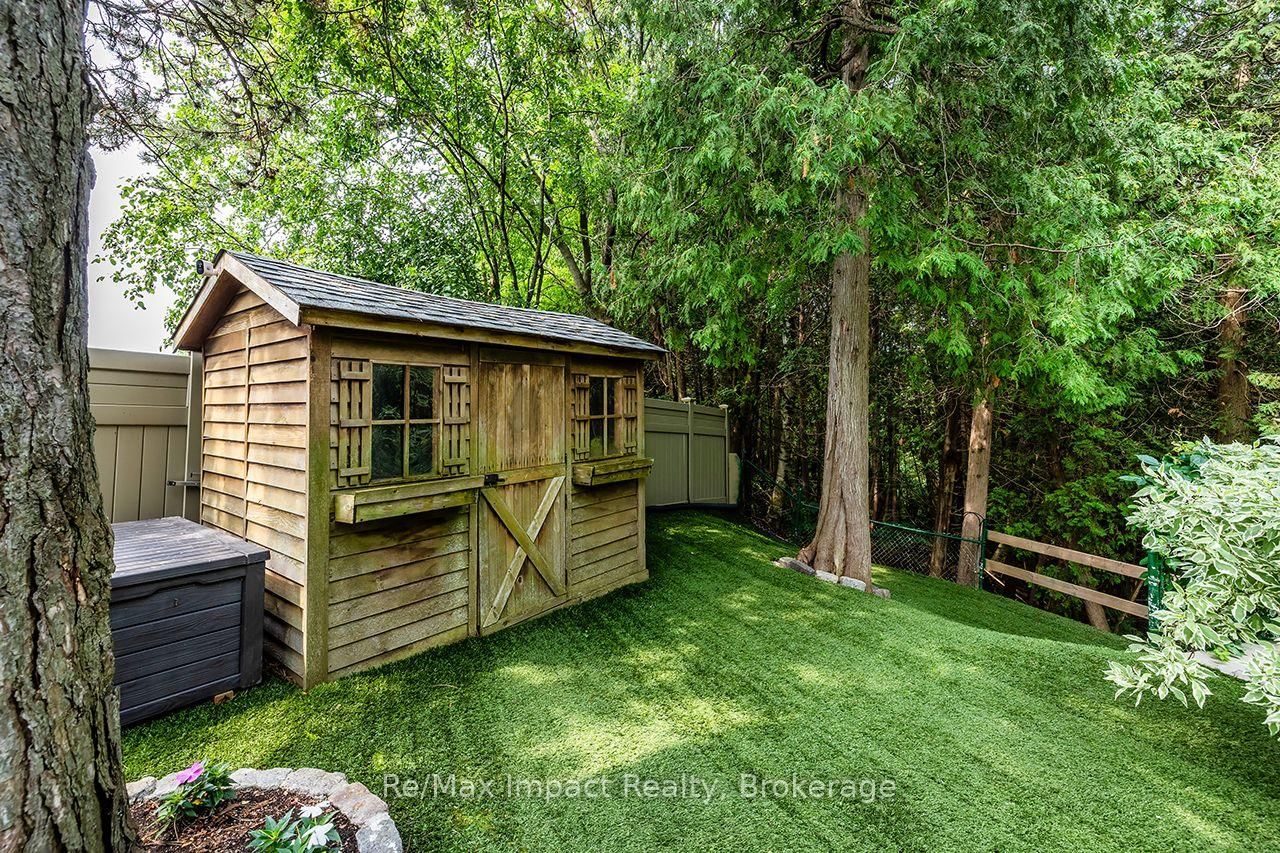 1410 Manitou Drive • Oshawa, ON photo 47