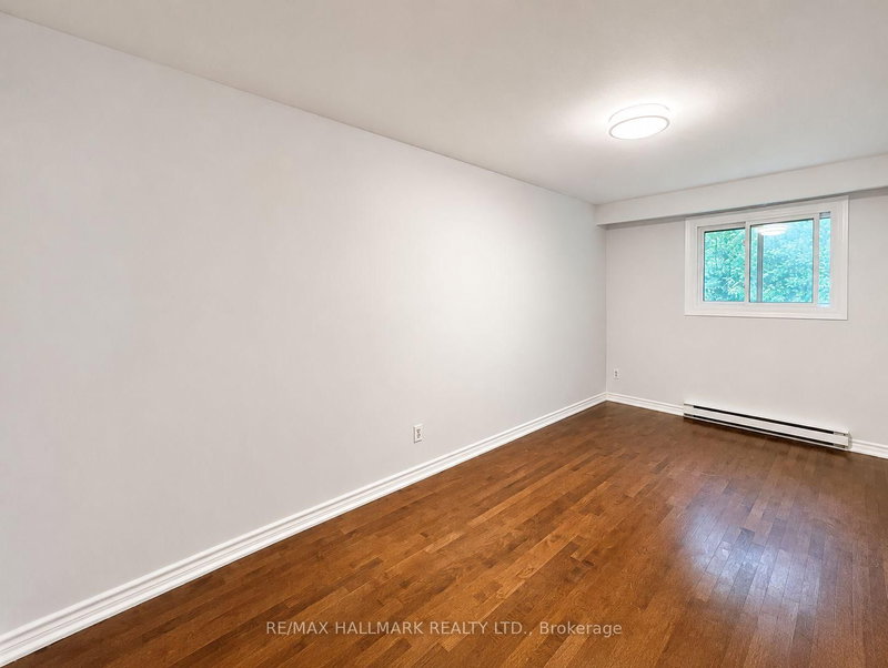 3 - 82 Halsey Avenue
