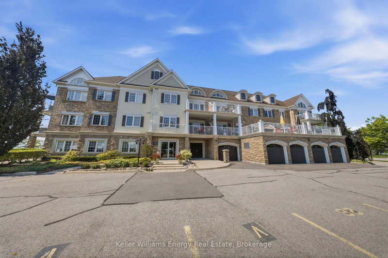308 - 395 LAKEBREEZE Drive