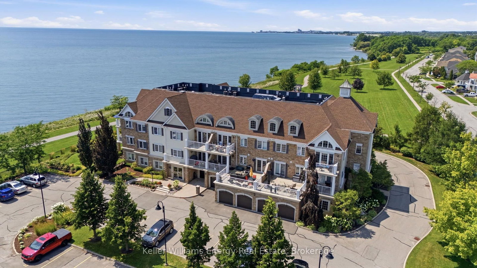 395 LAKEBREEZE Drive • #308 • Clarington, ON photo 36