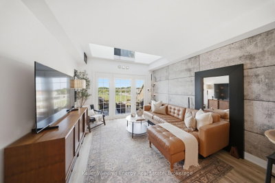 395 LAKEBREEZE Drive • #308 • Clarington, ON photo 7